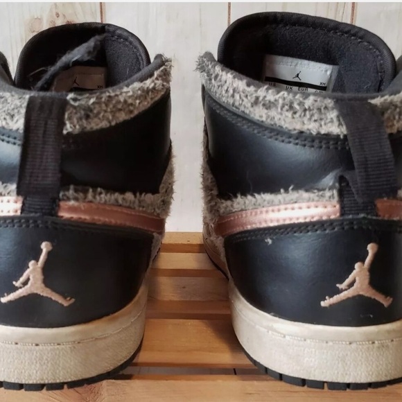 Jordan 1 Retro High GP Shoes 705321-022 Youth Sz 3Y Black/Bronze/Gray Faux Fur - Picture 7 of 7